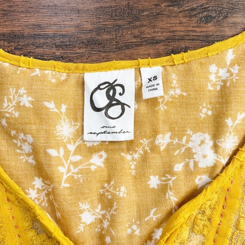 One September • Anthropologie Anwen Peasant Dress mini swing Maize gold yellow - Picture 4 of 12